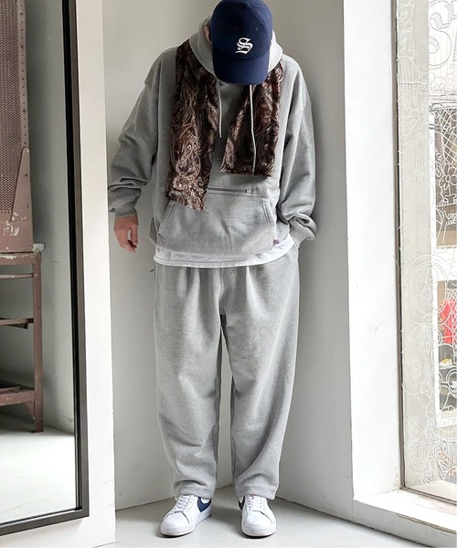 is-ness（イズネス）の「【is-ness / イズネス】VENTILATION LONG SWEAT HOODIE（パーカー・メンズ・チャコールグレー・LARGE）」の2枚目の写真