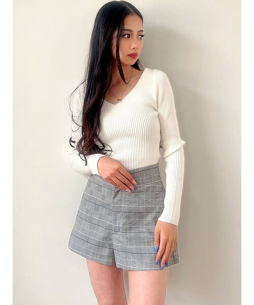 GYDA(ジェイダ)の「Vネックリブニットトップス(ニット/セーター・レディース・オフホワイト/チャコールグレー/ブラック・FREE)」の8枚目の写真