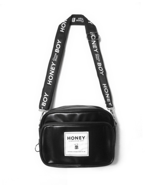 Honey Cinnamon（ハニーシナモン）の「シナモンパッチショルダーバッグ