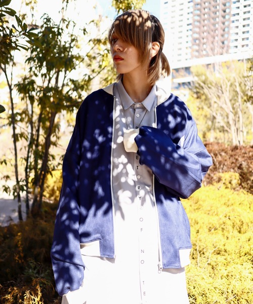 rovtski(ロフトスキー)の「SHARE ROOMS SWEADE RIB BLOUSON/シェアルーム スウェード オーバーサイズ MA-1/リブブルゾン(ブルゾン・レディース・ライトグレー/ブルー系その他2・FREE)」の2枚目の写真