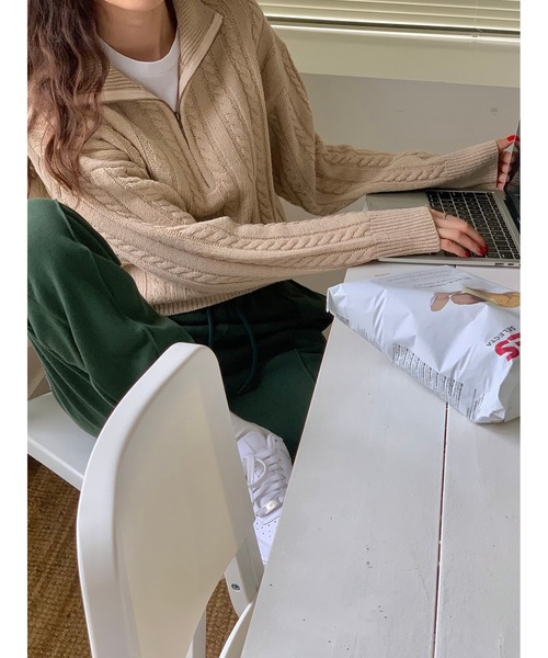 MINS MINIS（ミンスミニス）の「ハーフジップケーブルニットプルオーバー（ニット/セーター・レディース・ネイビー/ベージュ/カーキ・FREE）」の17枚目の写真