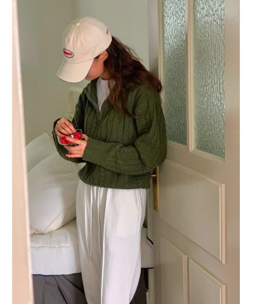 MINS MINIS（ミンスミニス）の「ハーフジップケーブルニットプルオーバー（ニット/セーター・レディース・ネイビー/ベージュ/カーキ・FREE）」の4枚目の写真