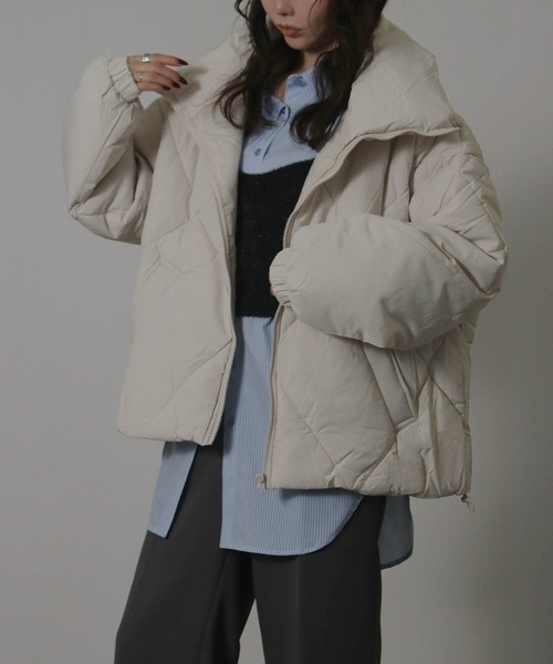 Social GIRL(ソーシャルガール)の「マフラーレス◎スタンドカラー中綿オーバーサイズブルゾン(ダウンジャケット/コート・レディース・ブラック/カーキ/アイボリー・M/L)」の9枚目の写真
