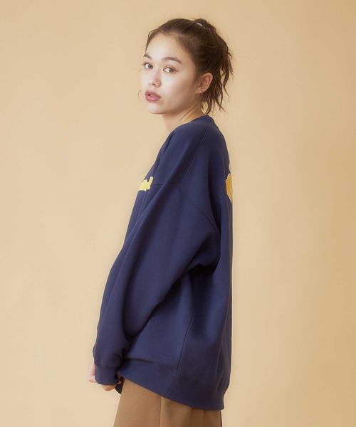 MILKFED.（ミルクフェド）の「POP LOGO BIG SWEAT TOP（スウェット・レディース・ライトブルー/ブラック/ネイビー/オフホワイト/ライトピンク・ONE SIZE）」の21枚目の写真