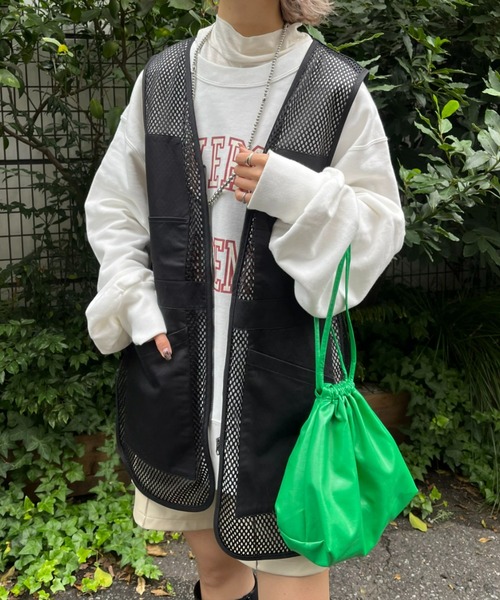 CIAOPANIC(チャオパニック)の「オーバースリットフィッシングベスト(ベスト・レディース・ブラック/カーキ・FREE)」の6枚目の写真