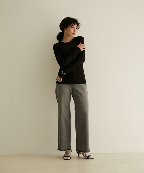 SALON adam et rope'（サロン アダム エ ロペ）の「[ご好評につき新色追加！]シアージャージクルーネックプルオーバー（Tシャツ/カットソー・レディース・ホワイト/ブラック/オリーブ/ラベンダー・FREE）」の11枚目の写真