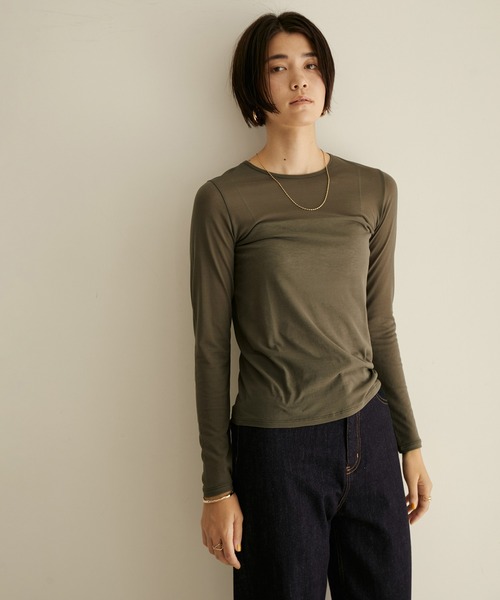 SALON adam et rope'（サロン アダム エ ロペ）の「[ご好評につき新色追加！]シアージャージクルーネックプルオーバー（Tシャツ/カットソー・レディース・ホワイト/ブラック/オリーブ/ラベンダー・FREE）」の19枚目の写真