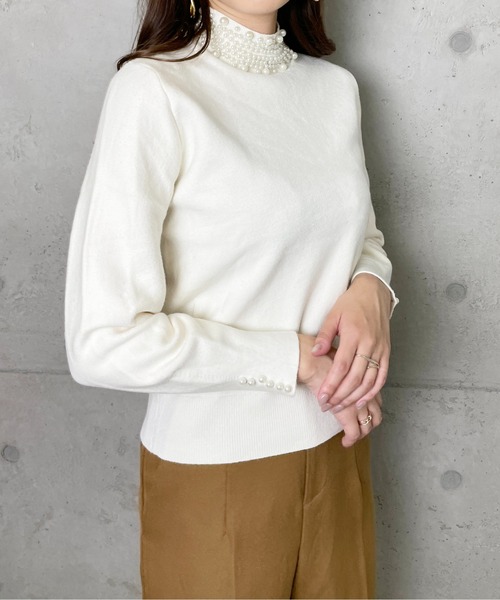 StyleSea（スタイルシー）の「パールビジューハイネックニット（ニット/セーター・レディース・ブラック/ベージュ/ホワイト/エメラルド/ピンク・FREE）」の6枚目の写真