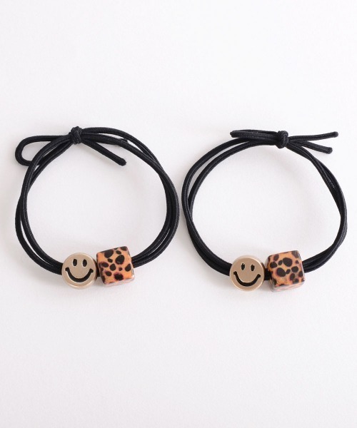 TONE SELECT GOODS（トーンセレクトグッズ）の「【float】ヒョウ柄キューブ＆スマイル ヘアゴム【2個セット】（ヘアゴム・レディース・レオパード・FREE）」の2枚目の写真