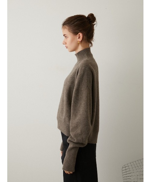 LA PEAU DE GEM（ラポドゥジェム）の「【LA PEAU DE GEM】ヤクニット（ニット/セーター・レディース・グレー/ブラック/モカ・FREE）」の22枚目の写真