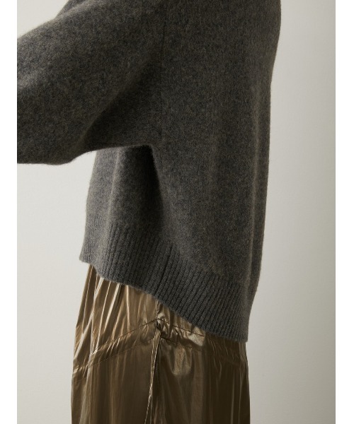 LA PEAU DE GEM（ラポドゥジェム）の「【LA PEAU DE GEM】ヤクニット（ニット/セーター・レディース・グレー/ブラック/モカ・FREE）」の17枚目の写真