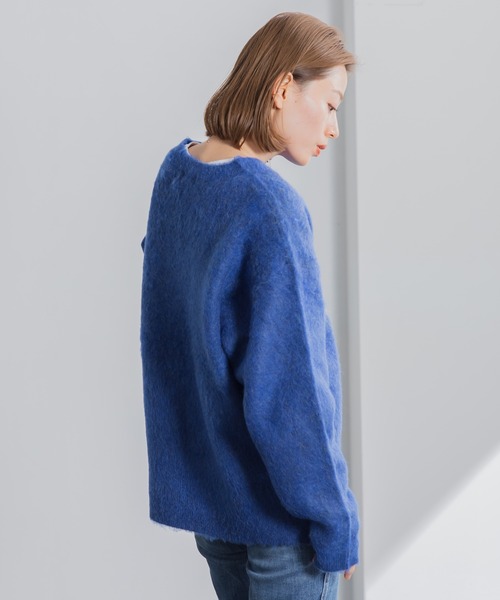 AMERICAN RAG CIE（アメリカンラグシー）の「シャギーロゴジャガード