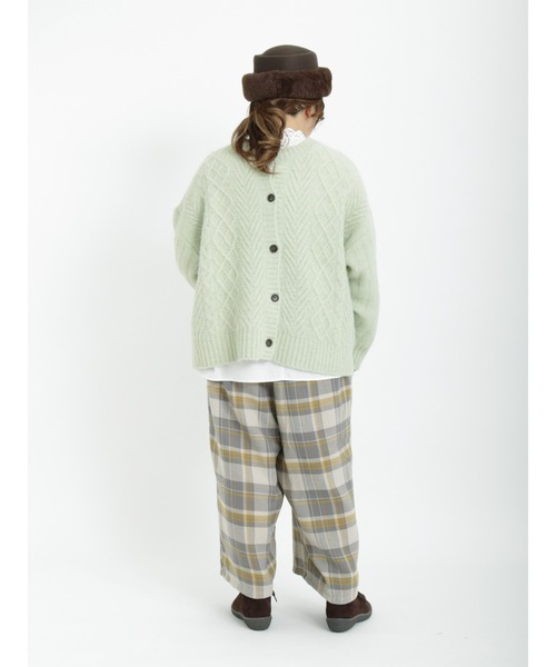 Samansa Mos2（サマンサ モスモス）の「ケーブル柄前後2WAYニット（ニット/セーター・レディース・ブルー/レッド/グリーン/ベージュ/チャコール/キナリ・ﾌﾘ-）」の10枚目の写真