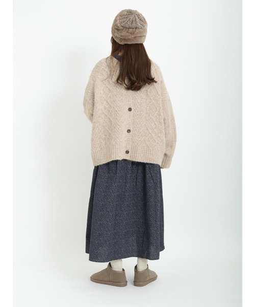 Samansa Mos2（サマンサ モスモス）の「ケーブル柄前後2WAYニット（ニット/セーター・レディース・ブルー/レッド/グリーン/ベージュ/チャコール/キナリ・ﾌﾘ-）」の18枚目の写真