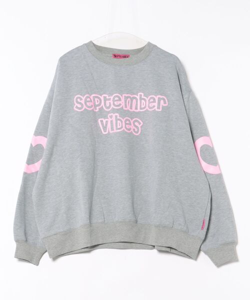 ARCHIVER(アーカイバ)の「【8】【SEPTEMBER(セプテンバー)】Heart Sweat(スウェット・レディース・ブラック/ホワイト/グレー・MEDIUM/SMALL)」の3枚目の写真