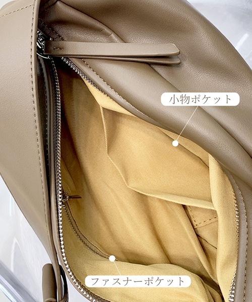 florist(フローリスト)の「【2WAY】くったり横長ソフトレザーワイドショルダーバッグ(ショルダーバッグ・レディース・キャメル/ブラック/ダークブラウン/ピンク/ライム/オフホワイト・FREE)」の22枚目の写真