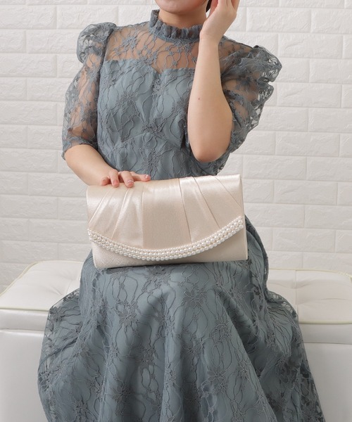 Lace Ladies(レースレディース)の「パールフレームサテンプリーツクラッチバッグ(クラッチバッグ・レディース・ブラック/ベージュ・FREE)」の11枚目の写真