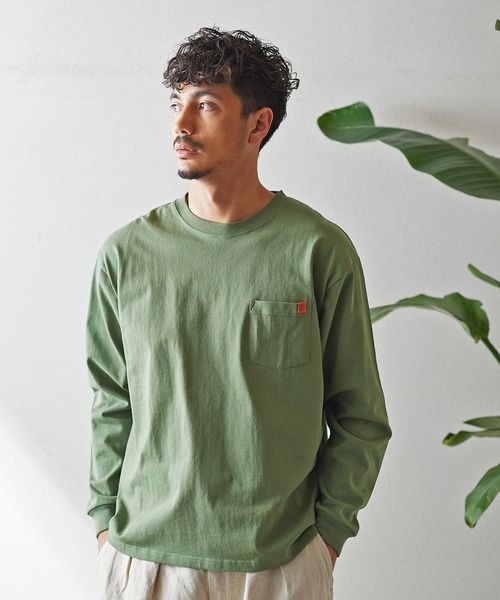 UNIVERSAL OVERALL(ユニバーサルオーバーオール)の「UNIVERSAL OVERALL POCKET L/S U2233210(Tシャツ/カットソー・メンズ・ホワイト/グリーン/オートミール・M/L)」の3枚目の写真