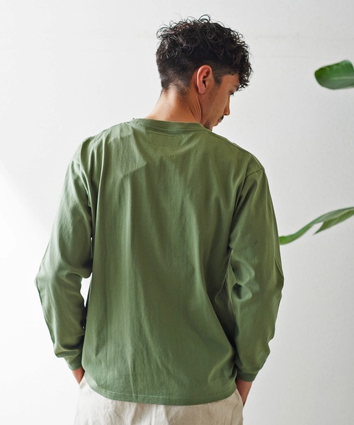 UNIVERSAL OVERALL(ユニバーサルオーバーオール)の「UNIVERSAL OVERALL POCKET L/S U2233210(Tシャツ/カットソー・メンズ・ホワイト/グリーン/オートミール・M/L)」の17枚目の写真