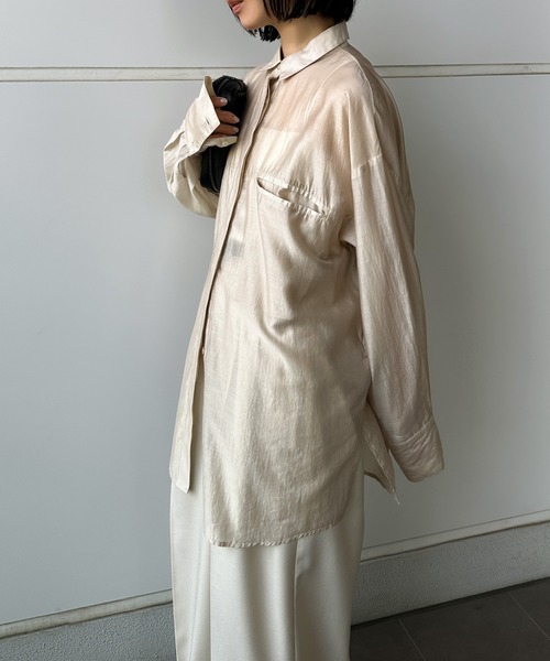 select MOCA by son（セレクトモカバイソン）の「【お気に入り58,000突破！！】シアーオーバーサイズシャツ（シャツ/ブラウス・レディース・カーキ/ピンク/ベージュ/ブラウン/ネイビー/スミクロ/グレイッシュベージュ・FREE/SMALL）」の15枚目の写真