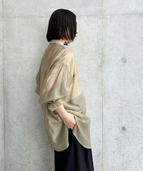 select MOCA by son（セレクトモカバイソン）の「【お気に入り58,000突破！！】シアーオーバーサイズシャツ（シャツ/ブラウス・レディース・カーキ/ピンク/ベージュ/ブラウン/ネイビー/スミクロ/グレイッシュベージュ・FREE/SMALL）」の19枚目の写真