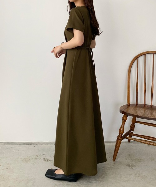 callautia（カラウティア）の「【選べる】ウエストタックカットワンピース（ワンピース・レディース・ブラック/カーキ/ベージュ/イエロー/ネイビー/ブルー系その他/ブラック系その他・SMALL/MEDIUM/LARGE/X-LARGE）」の18枚目の写真