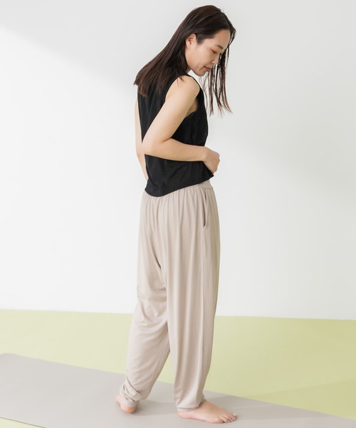 URBAN RESEARCH Sonny Label（アーバンリサーチサニーレーベル）の「SLAB Short Tank-top（タンクトップ・レディース・ブラック/オフホワイト・FREE）」の15枚目の写真