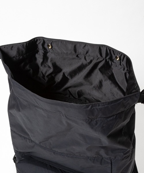 MAKAVELIC（マキャベリック）の「ZEPHYR DRY DAYPACK / デイパック / リュック（バックパック/リュック・メンズ・ブラック・FREE）」の9枚目の写真