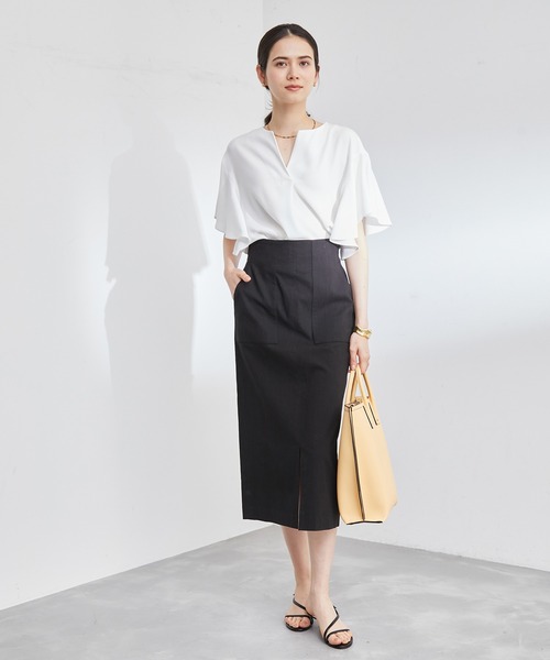 ROPE'(ロペ)の「バックサテンジョーゼットラッフルスリーブブラウス(シャツ/ブラウス・レディース・ホワイト/サックスブルー・38)」の11枚目の写真