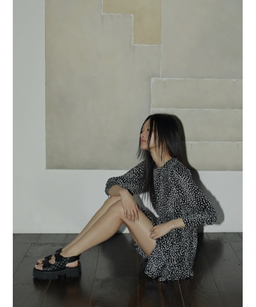 AMAIL（アマイル）の「Tank sole up sandal（サンダル・レディース・ブラック/ホワイト・M/S/L）」の12枚目の写真