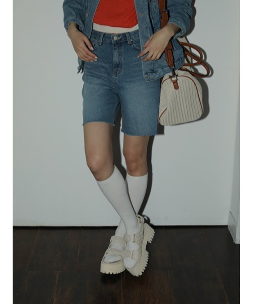 AMAIL（アマイル）の「Tank sole up sandal（サンダル・レディース・ブラック/ホワイト・M/S/L）」の17枚目の写真