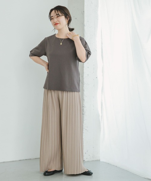 ITEMS URBANRESEARCH（アイテムズ アーバンリサーチ）の「ストレッチハンソデTシャツ（Tシャツ/カットソー・レディース・オフホワイト/ブラック/ブルー/モカ/ブラウン系その他・FREE）」の6枚目の写真