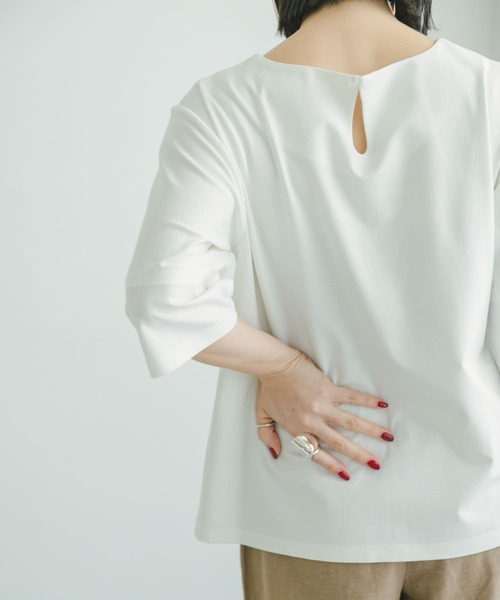 ITEMS URBANRESEARCH（アイテムズ アーバンリサーチ）の「ストレッチハンソデTシャツ（Tシャツ/カットソー・レディース・オフホワイト/ブラック/ブルー/モカ/ブラウン系その他・FREE）」の21枚目の写真