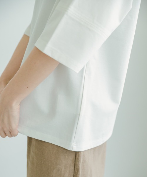 ITEMS URBANRESEARCH（アイテムズ アーバンリサーチ）の「ストレッチハンソデTシャツ（Tシャツ/カットソー・レディース・オフホワイト/ブラック/ブルー/モカ/ブラウン系その他・FREE）」の7枚目の写真