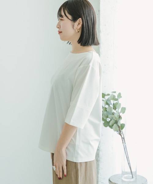ITEMS URBANRESEARCH（アイテムズ アーバンリサーチ）の「ストレッチハンソデTシャツ（Tシャツ/カットソー・レディース・オフホワイト/ブラック/ブルー/モカ/ブラウン系その他・FREE）」の10枚目の写真