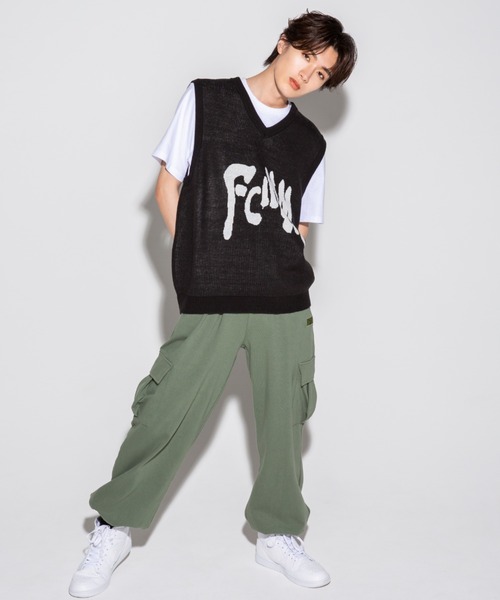 FCMM(エフシーエムエム)の「【日本限定アイテム】LOGO KNIT VEST/ロゴニットベスト(ベスト・メンズ・グリーン/ブラック/ネイビー・MEDIUM/LARGE)」の5枚目の写真