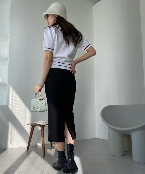 週末限定お値下げ★アドミラル　2025SS バックスリットトップス　M 週末限定お値下げ☆アドミラル 2025SS バックスリットトップス M 週末