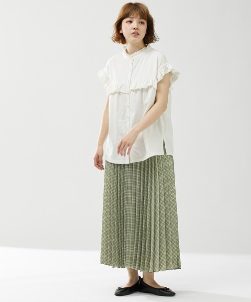 Le temps riche（ルタンリッシュ）の「前後２ＷＡＹフリルブラウス風トップス ＜Le temps riche＞（Tシャツ/カットソー・レディース・ホワイト/ブラック/カーキ/ピンク・M～Ｌ）」の8枚目の写真