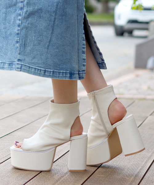 LOVEHUNTER（ラブハンター）の「LOVEHUNTER /ボリュームソール サボ 厚底 シアーブーツ サンダル (1590)（サンダル・レディース・アイボリー/ブラック/ホワイト系その他/ブラック系その他/シルバー/シルバー系その他・LL/S/M/L）」の17枚目の写真