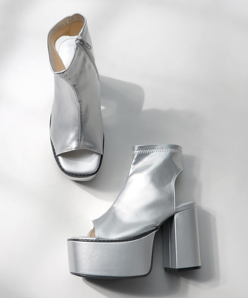 LOVEHUNTER（ラブハンター）の「LOVEHUNTER /ボリュームソール サボ 厚底 シアーブーツ サンダル (1590)（サンダル・レディース・アイボリー/ブラック/ホワイト系その他/ブラック系その他/シルバー/シルバー系その他・LL/S/M/L）」の21枚目の写真