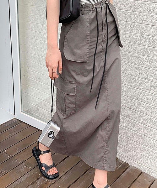 aimoha(アイモハ)の「カーゴスカート(スカート・レディース・グレー/ベージュ・MEDIUM/LARGE)」の2枚目の写真