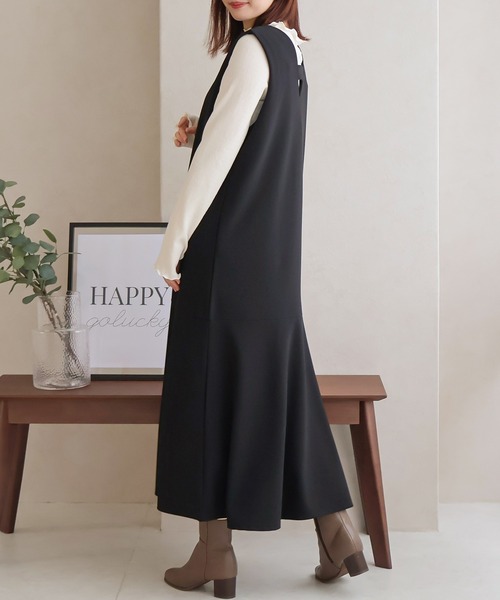 Social GIRL(ソーシャルガール)の「Vネック フレアワンピース ロングワンピース(ワンピース・レディース・ブラック/カーキ/モカ・L/M/S)」の10枚目の写真