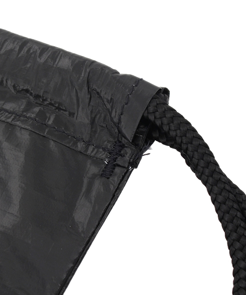 adidas Originals（アディダスオリジナルス）の「ユニセックス アディダス メタルショッパー 巾着バッグ adidas GYMSACK METAL SHOPPER S20030 S27050（ショルダーバッグ・レディース・ブラック/シルバー・ONE SIZE）」の4枚目の写真