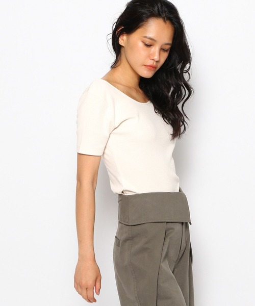 FOREVER 21（フォーエバー トゥエンティーワン）の「バックオープンTシャツ（Tシャツ/カットソー・レディース・ブラック/ブラウン系その他7/ホワイト系その他2・MEDIUM/LARGE/SMALL）」の8枚目の写真