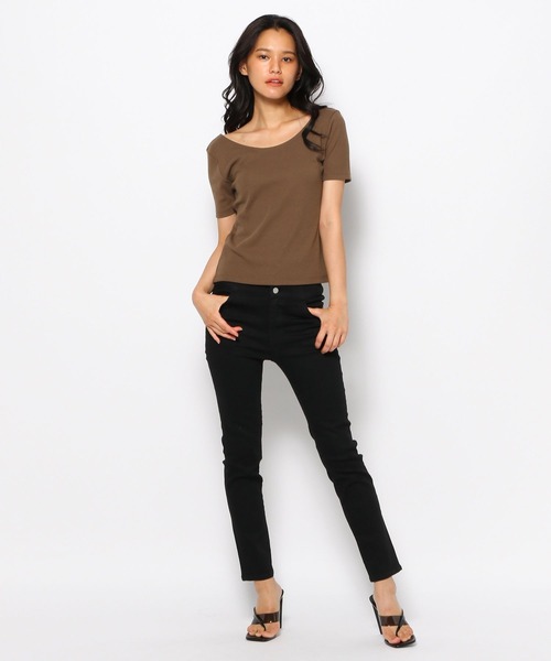 FOREVER 21（フォーエバー トゥエンティーワン）の「バックオープンTシャツ（Tシャツ/カットソー・レディース・ブラック/ブラウン系その他7/ホワイト系その他2・MEDIUM/LARGE/SMALL）」の12枚目の写真