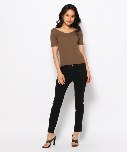 FOREVER 21（フォーエバー トゥエンティーワン）の「バックオープンTシャツ（Tシャツ/カットソー・レディース・ブラック/ブラウン系その他7/ホワイト系その他2・MEDIUM/LARGE/SMALL）」の15枚目の写真