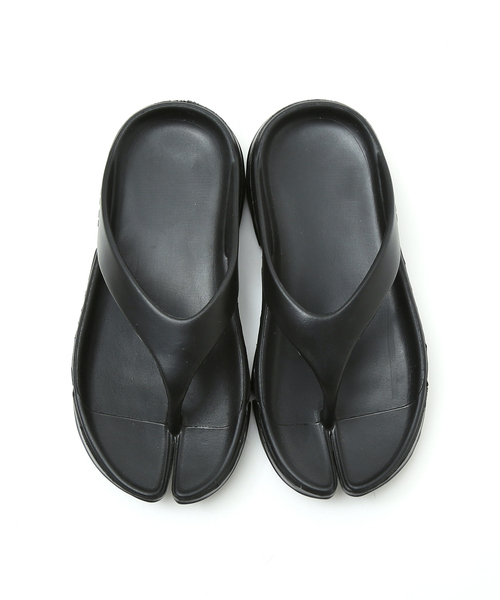 LAROUTE（ラルート）の「●【23.65】足袋風トングサンダル『VIPER2』（サンダル・レディース・アイボリー/ライトベージュ/ブラック・23/24/26/25）」の4枚目の写真