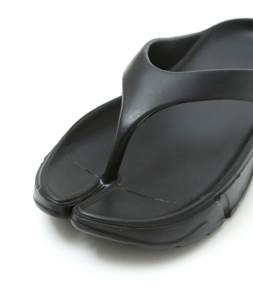 LAROUTE（ラルート）の「●【23.65】足袋風トングサンダル『VIPER2』（サンダル・レディース・アイボリー/ライトベージュ/ブラック・23/24/26/25）」の8枚目の写真