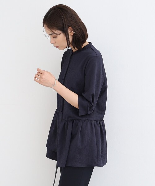 INDIVI(インディヴィ)の「◆【ティアード/アシメ】サテンプルオーバーブラウス(シャツ/ブラウス・レディース・ネイビー/オフホワイト/オレンジ・05/19/38/15 /13)」の18枚目の写真