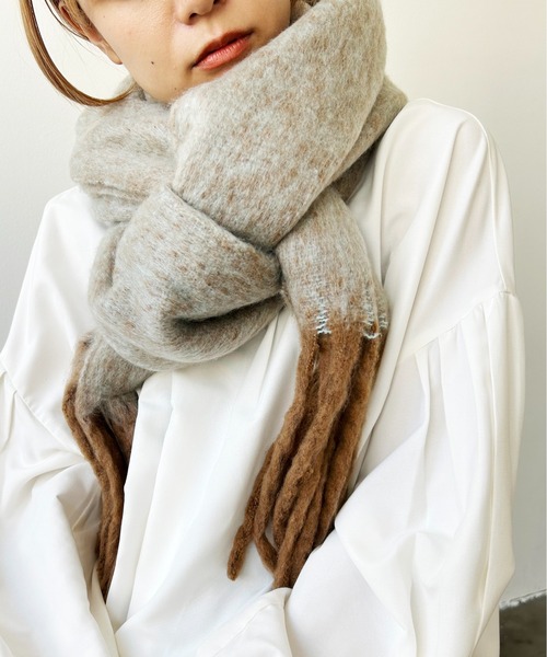 Meli rich(メリーリッチ)の「メランジミックスカラーマフラー(マフラー・レディース・オレンジ系/ミント/ブルー系・MEDIUM)」の2枚目の写真